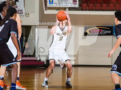 Thumbnail 3 in Romeo Young Men's Innovation Prep Academy vs. Bellevue (Fantasy of Lights) photogallery.
