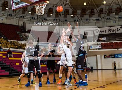 Thumbnail 3 in Romeo Young Men's Innovation Prep Academy vs. Bellevue (Fantasy of Lights) photogallery.