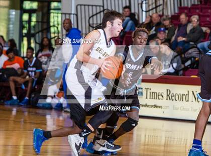 Thumbnail 2 in Romeo Young Men's Innovation Prep Academy vs. Bellevue (Fantasy of Lights) photogallery.