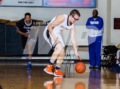 Thumbnail 2 in Romeo Young Men's Innovation Prep Academy vs. Bellevue (Fantasy of Lights) photogallery.