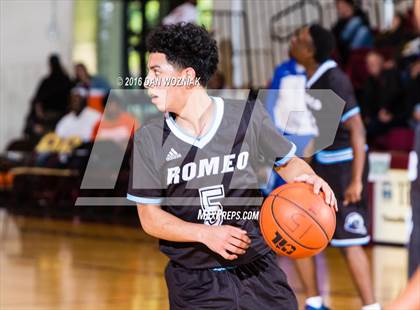 Thumbnail 2 in Romeo Young Men's Innovation Prep Academy vs. Bellevue (Fantasy of Lights) photogallery.