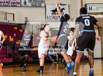 Thumbnail 1 in Romeo Young Men's Innovation Prep Academy vs. Bellevue (Fantasy of Lights) photogallery.