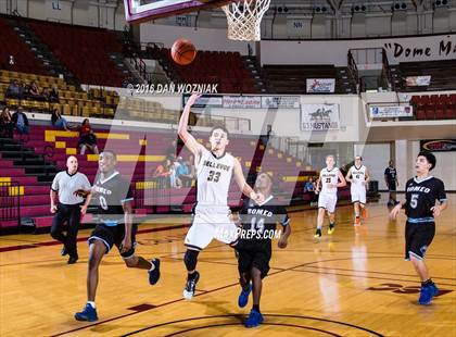 Thumbnail 1 in Romeo Young Men's Innovation Prep Academy vs. Bellevue (Fantasy of Lights) photogallery.