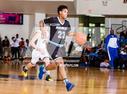 Thumbnail 2 in Romeo Young Men's Innovation Prep Academy vs. Bellevue (Fantasy of Lights) photogallery.
