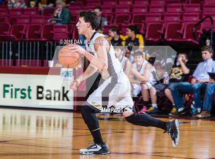 Thumbnail 3 in Romeo Young Men's Innovation Prep Academy vs. Bellevue (Fantasy of Lights) photogallery.