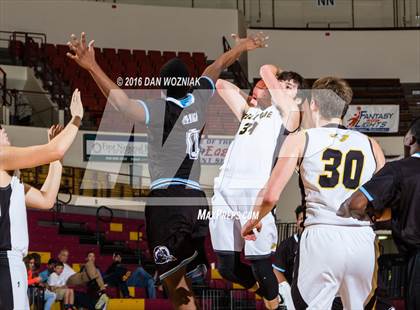 Thumbnail 1 in Romeo Young Men's Innovation Prep Academy vs. Bellevue (Fantasy of Lights) photogallery.