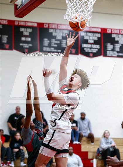 Thumbnail 3 in St. Pius X-St. Matthias Academy @ Harvard-Westlake photogallery.