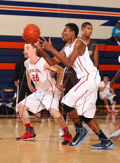 Thumbnail 1 in Cleveland vs. Kennedy (Chaminade Christmas Classic) photogallery.