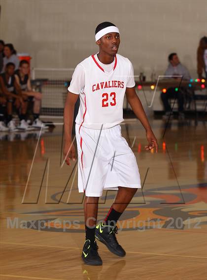 Thumbnail 2 in Cleveland vs. Kennedy (Chaminade Christmas Classic) photogallery.