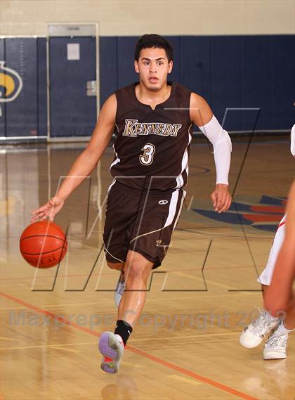 Thumbnail 3 in Cleveland vs. Kennedy (Chaminade Christmas Classic) photogallery.