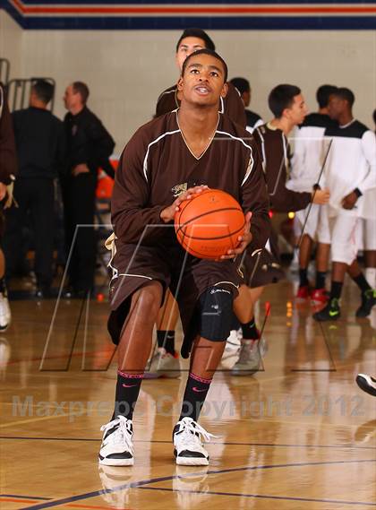Thumbnail 1 in Cleveland vs. Kennedy (Chaminade Christmas Classic) photogallery.
