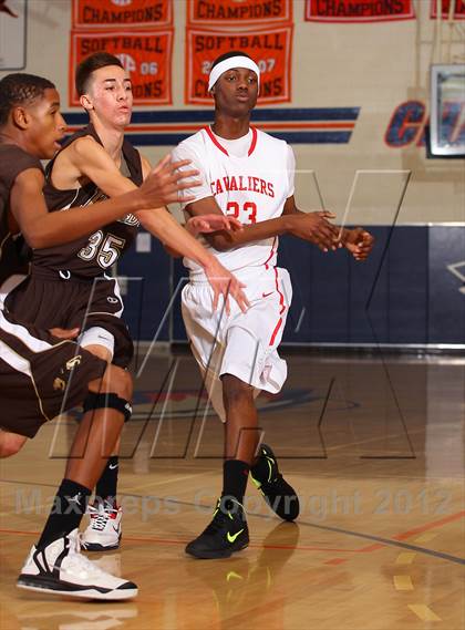 Thumbnail 2 in Cleveland vs. Kennedy (Chaminade Christmas Classic) photogallery.