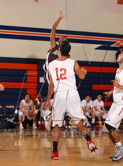 Thumbnail 1 in Cleveland vs. Kennedy (Chaminade Christmas Classic) photogallery.