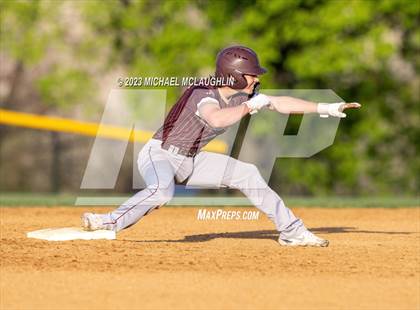 Thumbnail 3 in Arlington @ John Jay photogallery.