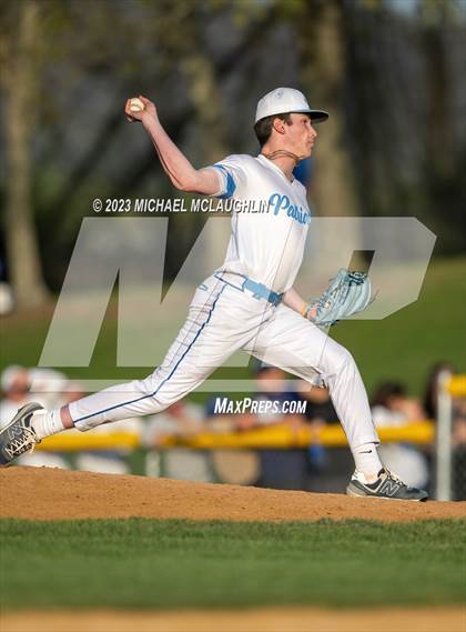 Thumbnail 3 in Arlington @ John Jay photogallery.