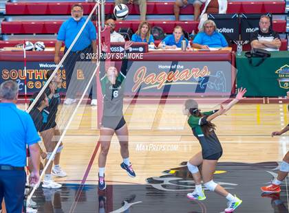 Thumbnail 3 in Oceanside vs. Valley Center (CIF SDS D4 finals) photogallery.