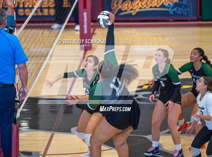 Thumbnail 3 in Oceanside vs. Valley Center (CIF SDS D4 finals) photogallery.