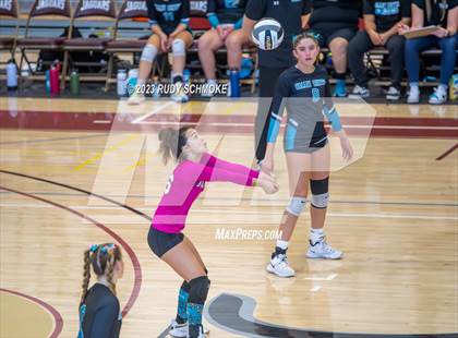 Thumbnail 3 in Oceanside vs. Valley Center (CIF SDS D4 finals) photogallery.