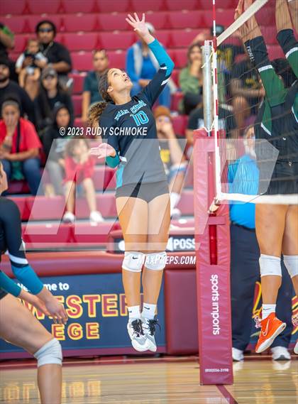 Thumbnail 2 in Oceanside vs. Valley Center (CIF SDS D4 finals) photogallery.
