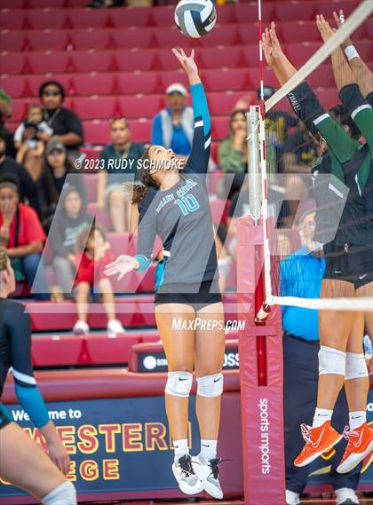 Thumbnail 3 in Oceanside vs. Valley Center (CIF SDS D4 finals) photogallery.
