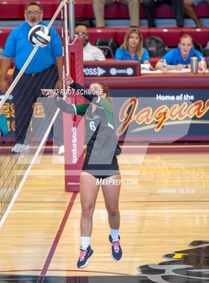 Thumbnail 3 in Oceanside vs. Valley Center (CIF SDS D4 finals) photogallery.