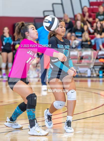 Thumbnail 1 in Oceanside vs. Valley Center (CIF SDS D4 finals) photogallery.