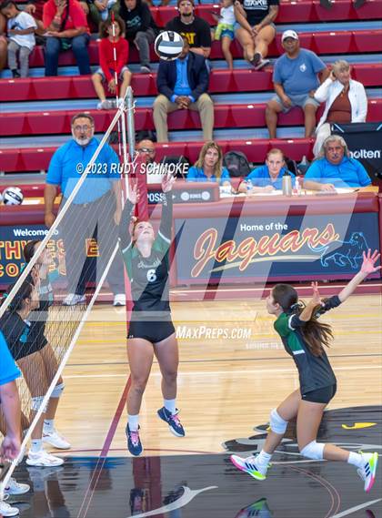Thumbnail 1 in Oceanside vs. Valley Center (CIF SDS D4 finals) photogallery.