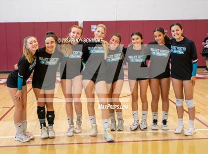 Thumbnail 2 in Oceanside vs. Valley Center (CIF SDS D4 finals) photogallery.