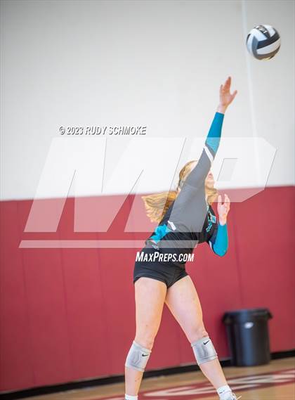 Thumbnail 1 in Oceanside vs. Valley Center (CIF SDS D4 finals) photogallery.