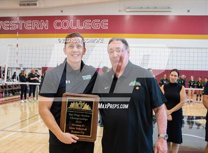 Thumbnail 3 in Oceanside vs. Valley Center (CIF SDS D4 finals) photogallery.
