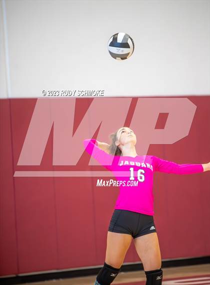Thumbnail 2 in Oceanside vs. Valley Center (CIF SDS D4 finals) photogallery.