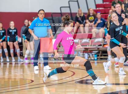 Thumbnail 2 in Oceanside vs. Valley Center (CIF SDS D4 finals) photogallery.