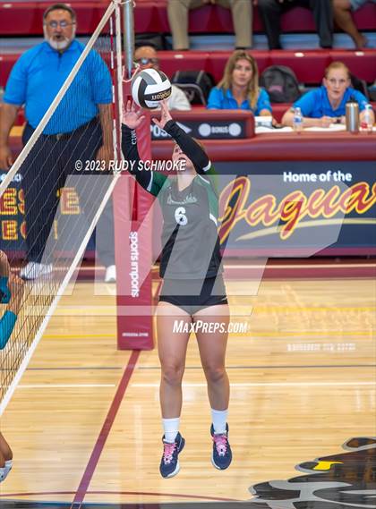 Thumbnail 2 in Oceanside vs. Valley Center (CIF SDS D4 finals) photogallery.