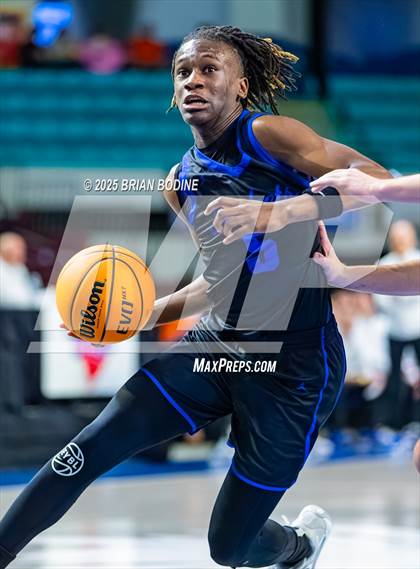 Thumbnail 2 in Greenville vs Fort Mill (SCHSL 5A Div 2 Semifinal) photogallery.