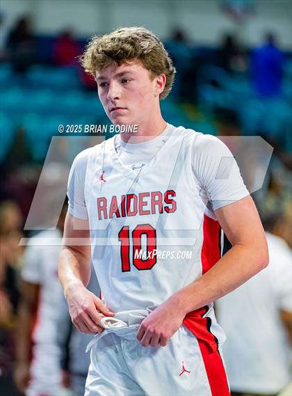 Thumbnail 1 in Greenville vs Fort Mill (SCHSL 5A Div 2 Semifinal) photogallery.