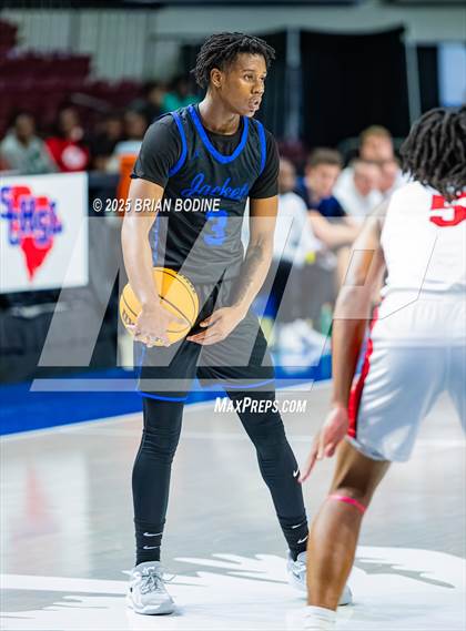 Thumbnail 3 in Greenville vs Fort Mill (SCHSL 5A Div 2 Semifinal) photogallery.