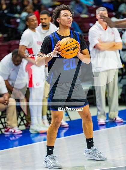 Thumbnail 3 in Greenville vs Fort Mill (SCHSL 5A Div 2 Semifinal) photogallery.