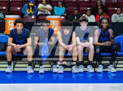 Thumbnail 3 in Greenville vs Fort Mill (SCHSL 5A Div 2 Semifinal) photogallery.