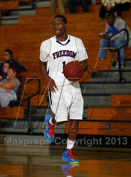 Thumbnail 2 in San Lorenzo vs. Freedom (MLK Tournament) photogallery.