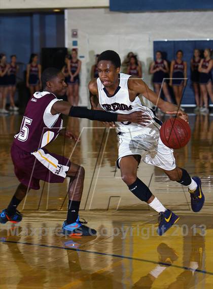 Thumbnail 1 in San Lorenzo vs. Freedom (MLK Tournament) photogallery.