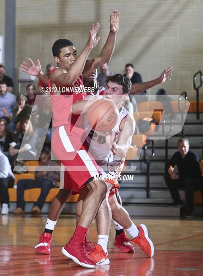 Thumbnail 3 in Alexander Hamilton vs Mamaroneck (Tiger Tournament) photogallery.