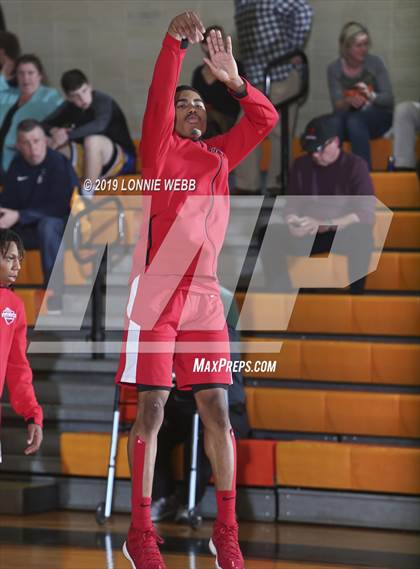 Thumbnail 3 in Alexander Hamilton vs Mamaroneck (Tiger Tournament) photogallery.