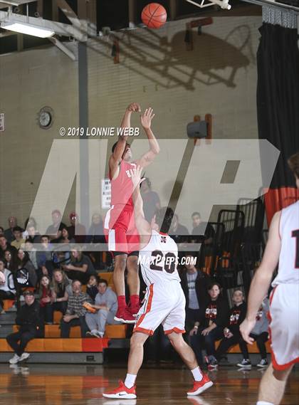 Thumbnail 3 in Alexander Hamilton vs Mamaroneck (Tiger Tournament) photogallery.