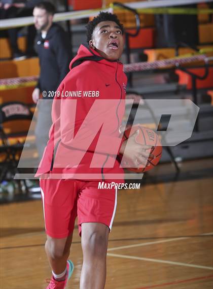 Thumbnail 1 in Alexander Hamilton vs Mamaroneck (Tiger Tournament) photogallery.