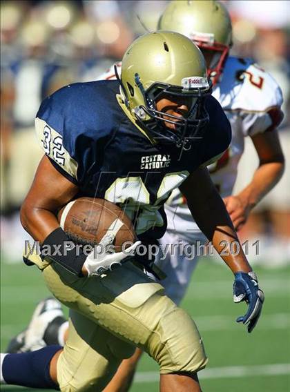 Thumbnail 3 in Central Catholic vs. Cardinal Newman (Battle at the Capital) photogallery.