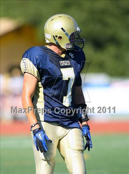 Thumbnail 2 in Central Catholic vs. Cardinal Newman (Battle at the Capital) photogallery.