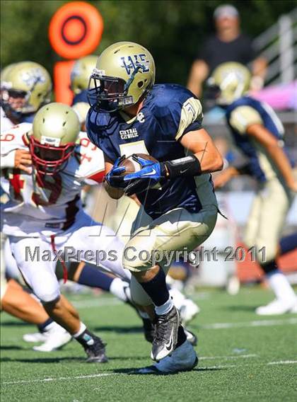Thumbnail 3 in Central Catholic vs. Cardinal Newman (Battle at the Capital) photogallery.