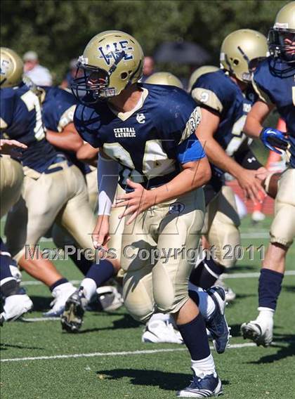 Thumbnail 1 in Central Catholic vs. Cardinal Newman (Battle at the Capital) photogallery.