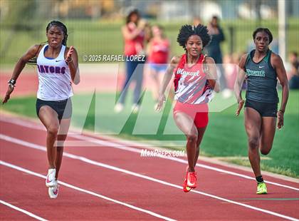 Thumbnail 3 in CCISD Ruben C Jordan Relays (100M) photogallery.