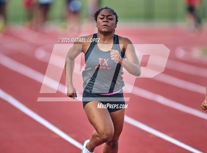 Thumbnail 2 in CCISD Ruben C Jordan Relays (100M) photogallery.